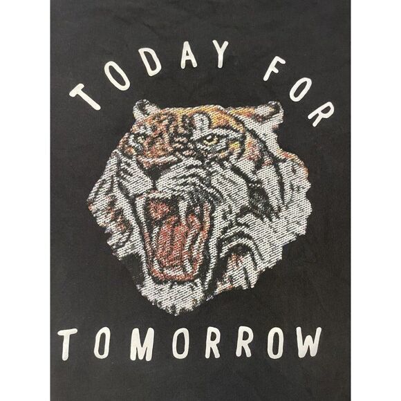 Publish Tiger Graphic T-shirt Men Large Black Short Sleeve - Picture 2 of 5